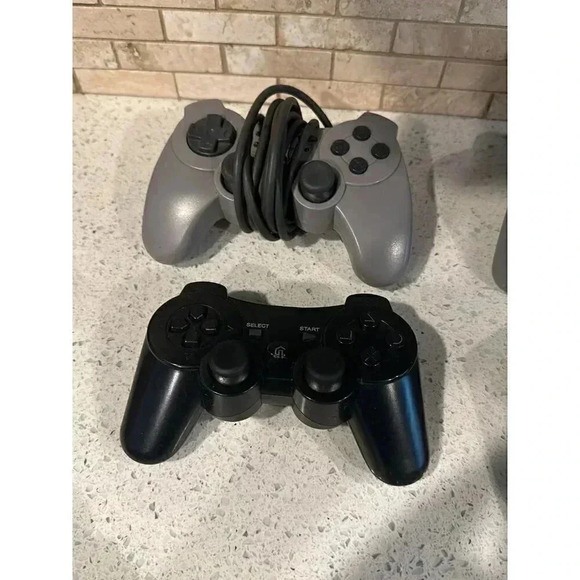 PlayStation controller bundle   Th - Picture 4 of 7